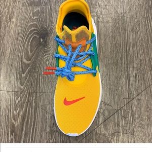 Meet your Posher, Alma